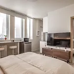 Elegant Renovated Apartment